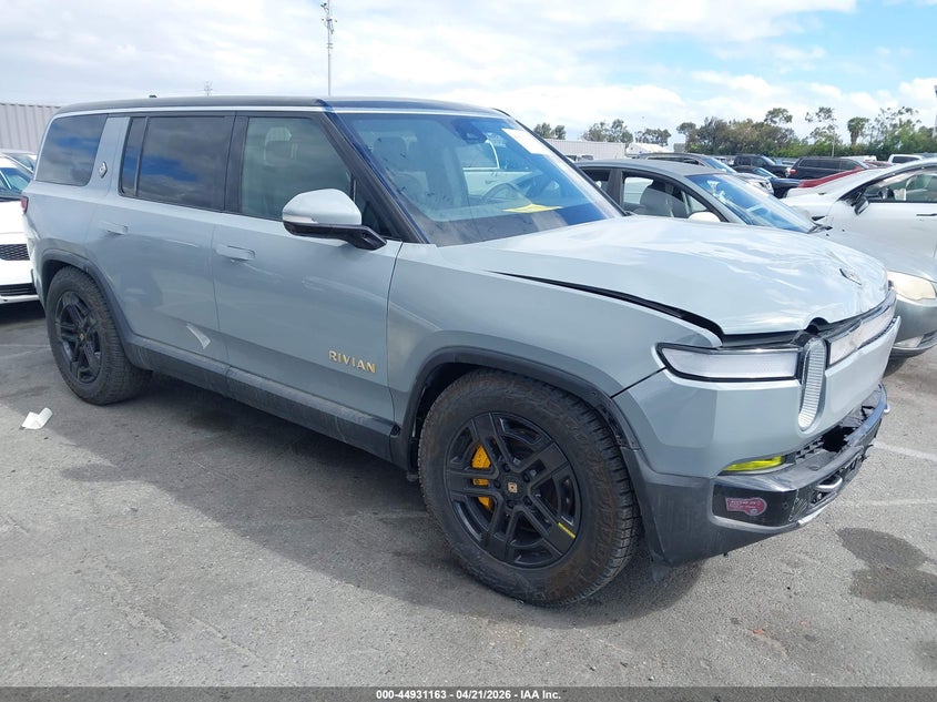2023 Rivian R1s VIN 7PDSGABA0PN019590 IAAI salvage auction — Front End, Salvage (California), sold $23,600 on 2026-05-11 (photo 1)