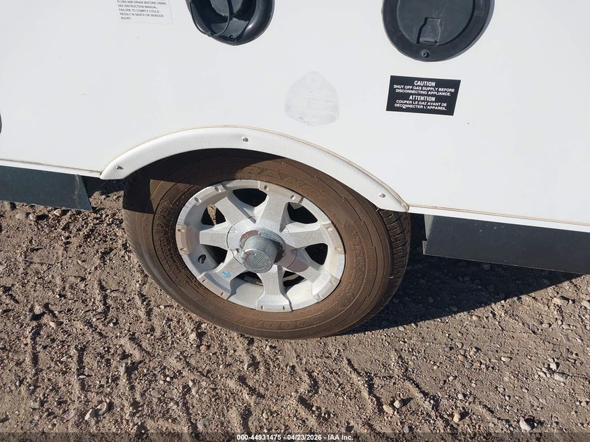 2013 Flagstaff High wall VIN 4X4CFSU15DD169269 IAAI salvage auction — HAIL, Original (Texas), sold $800 on 2026-08-17 (photo 7)