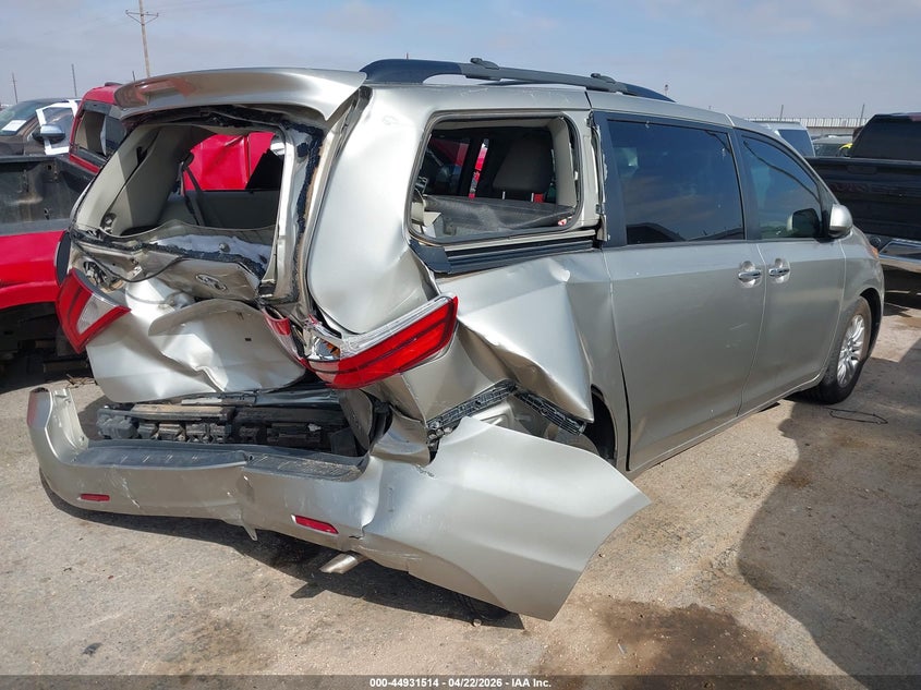 2015 Toyota Sienna VIN 5TDYK3DC3FS530956 IAAI salvage auction — REAR END, Salvage Title, sold $2,325 on 2026-07-28 (photo 4)