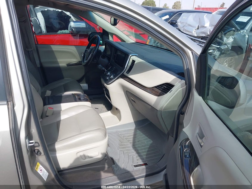2015 Toyota Sienna VIN 5TDYK3DC3FS530956 IAAI salvage auction — REAR END, Salvage Title, sold $2,325 on 2026-07-28 (photo 5)