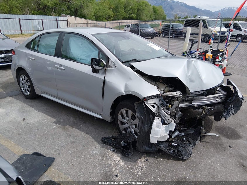 2021 Toyota Corolla VIN 5YFEPMAE2MP232548 IAAI salvage auction — FRONT END, Salvage Title, sold $2,100 on 2026-07-30 (photo 1)