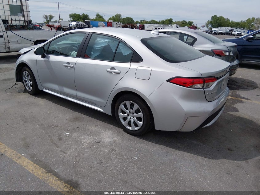 2021 Toyota Corolla VIN 5YFEPMAE2MP232548 IAAI salvage auction — FRONT END, Salvage Title, sold $2,100 on 2026-07-30 (photo 3)