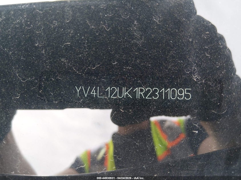 2024 Volvo Xc40 VIN YV4L12UK1R2311095 IAAI salvage auction — FRONT END, Salvage Title, sold $10,600 on 2026-10-02 (photo 9)