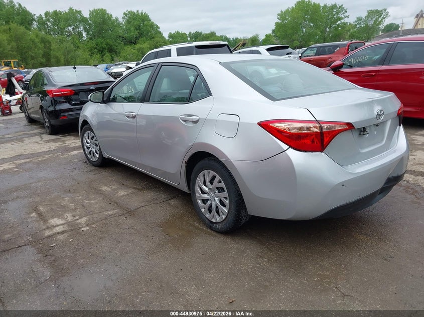 2018 Toyota Corolla VIN 5YFBURHE4JP780156 IAAI salvage auction — REAR END, Salvage Title, sold $3,000 on 2026-07-29 (photo 3)
