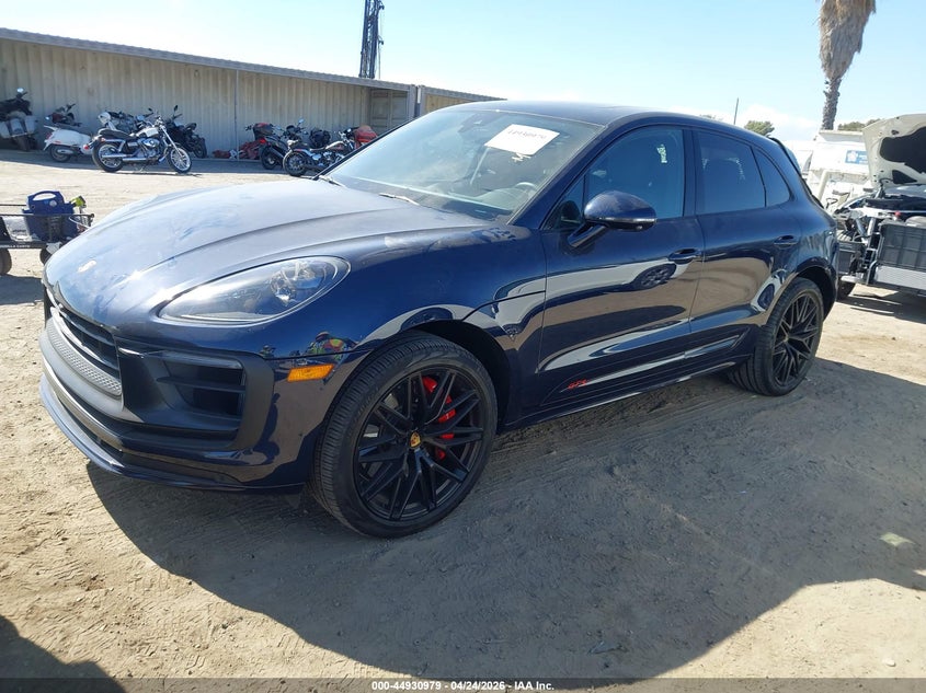 2022 Porsche Macan VIN WP1AF2A54NLB30313 IAAI salvage auction — REAR END, Salvage (California), sold $34,550 on 2026-08-03 (photo 2)