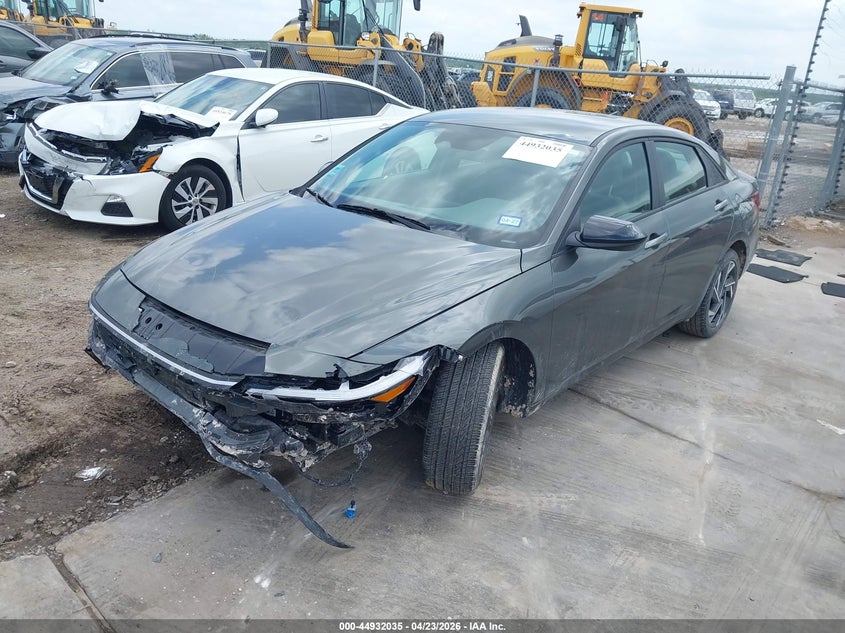 2025 Hyundai Elantra VIN KMHLM4DG6SU963475 IAAI salvage auction — FRONT END, Salvage Title, sold $5,300 on 2026-07-28 (photo 2)