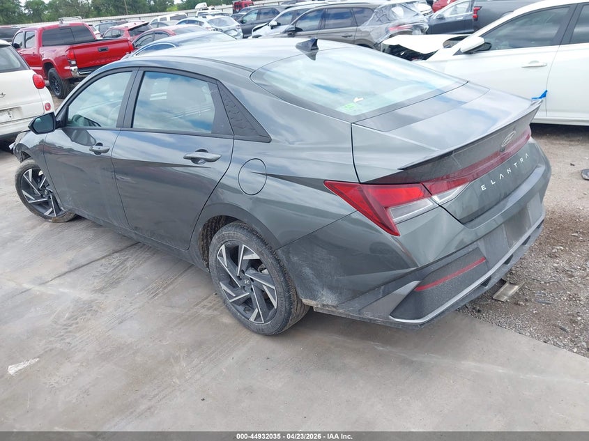 2025 Hyundai Elantra VIN KMHLM4DG6SU963475 IAAI salvage auction — FRONT END, Salvage Title, sold $5,300 on 2026-07-28 (photo 3)