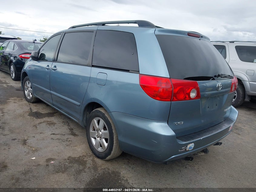 2006 Toyota Sienna VIN 5TDZA23C86S437353 IAAI salvage auction — INTERIOR BURN, Non-Repairable (California), sold $600 on 2026-07-23 (photo 3)