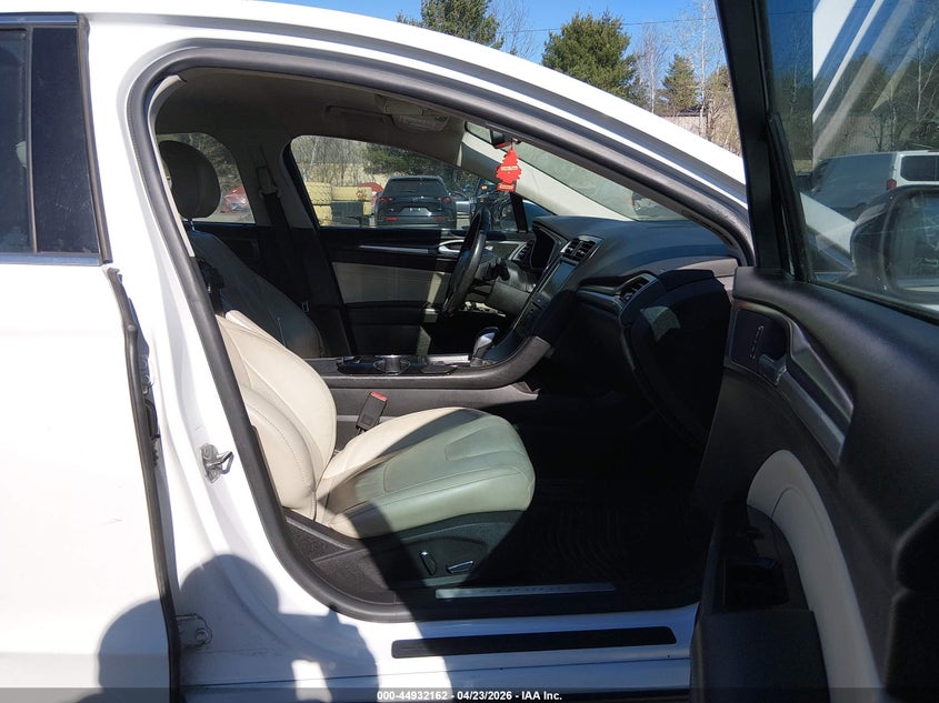2014 Ford Fusion VIN 3FA6P0D95ER260342 IAAI salvage auction — RIGHT SIDE, Nrc Lienholder Repossession Paperwork (Massachusetts), sold $300 on 2026-07-11 (photo 5)