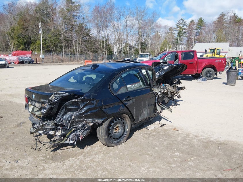 2016 BMW 3er VIN WBA8E5G52GNU21652 IAAI salvage auction — ALL OVER, Salvage (Maine), sold $275 on 2026-07-13 (photo 4)