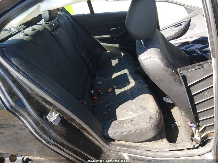 2016 BMW 3er VIN WBA8E5G52GNU21652 IAAI salvage auction — ALL OVER, Salvage (Maine), sold $275 on 2026-07-13 (photo 8)