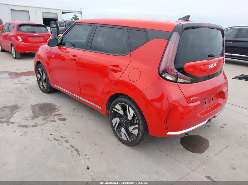 2023 Kia Soul VIN KNDJ53AU6P7201296 IAAI salvage auction — RIGHT FRONT, Salvage Title, sold $5,225 on 2026-07-08 (photo 3)