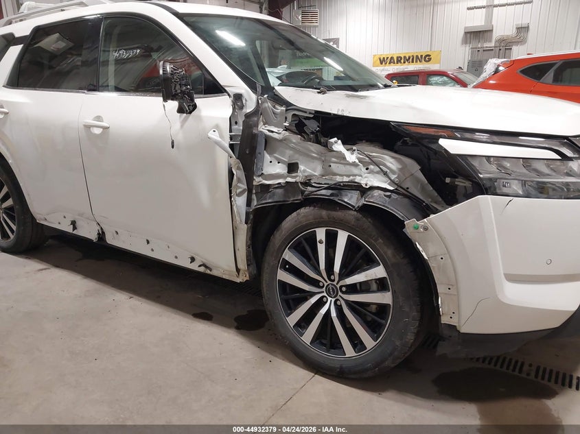 2023 Nissan Pathfinder VIN 5N1DR3DH3PC224747 IAAI salvage auction — SIDE, Salvage (Alabama), sold $8,100 on 2026-07-31 (photo 6)