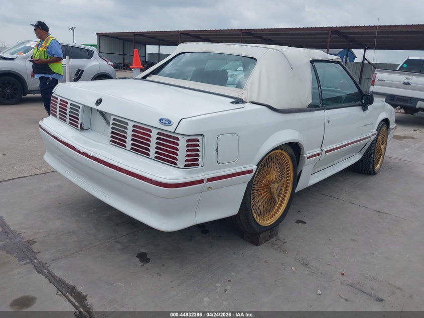 1988 Ford Mustang VIN 1FABP45E2JF188640 IAAI salvage auction — SIDE, Salvage (Texas), sold $2,350 on 2026-07-27 (photo 4)