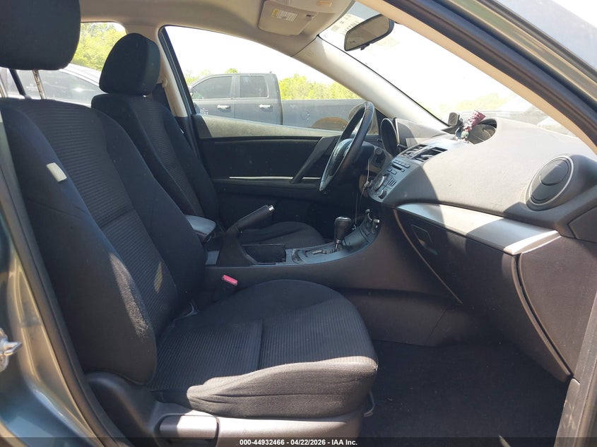 2012 Mazda 3 VIN JM1BL1V74C1530885 IAAI salvage auction — FRONT END, Salvage (Tennessee), sold $300 on 2026-07-15 (photo 5)