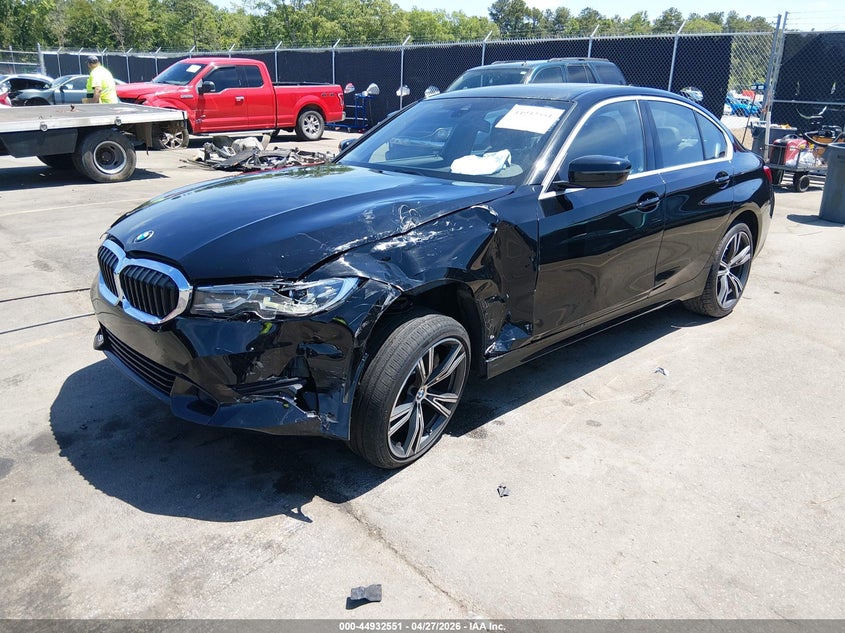 2021 BMW 3er VIN 3MW5R1J02M8B83765 IAAI salvage auction — LEFT FRONT, Salvage (South Carolina), sold $13,275 on 2026-08-26 (photo 2)