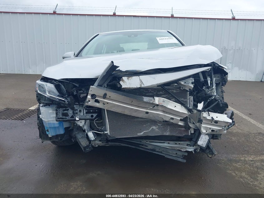 2018 Toyota Camry VIN JTNB11HK3J3049240 IAAI salvage auction — FRONT END, Salvage (Oregon), sold $3,150 on 2026-07-14 (photo 6)