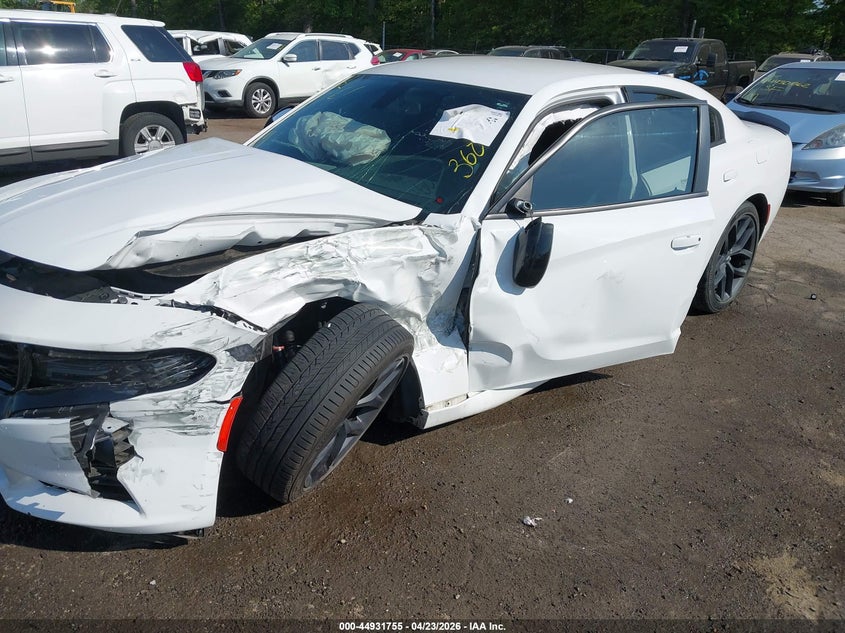 2020 Dodge Charger VIN 2C3CDXBGXLH176675 IAAI salvage auction — LEFT SIDE, Salvage Title, sold $2,150 on 2026-08-01 (photo 6)