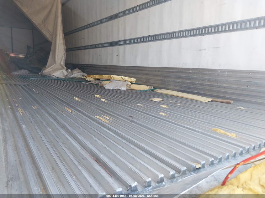 2017 Utility trailer mfg Unknown VIN 1UYVS2538H6000417 IAAI salvage auction — FRONT END, Wait Title, sold $3,350 on 2026-09-02 (photo 8)
