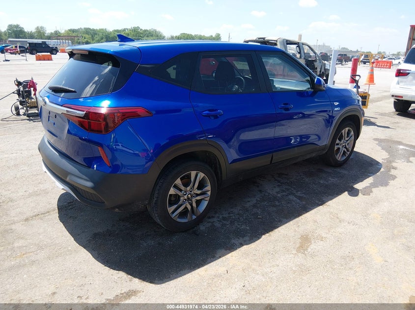2021 Kia Seltos VIN KNDEPCAA3M7187242 IAAI salvage auction — FRONT END, Salvage (Missouri), sold $3,000 on 2026-07-18 (photo 4)