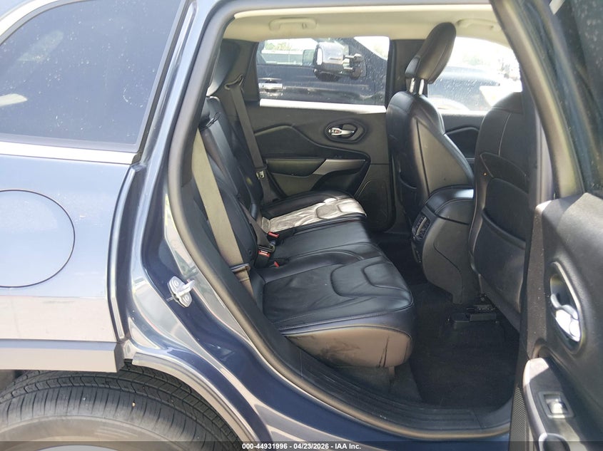 2019 Jeep Cherokee VIN 1C4PJMDX4KD472871 IAAI salvage auction — FRONT END, Salvage (Missouri), sold $1,600 on 2026-07-17 (photo 8)