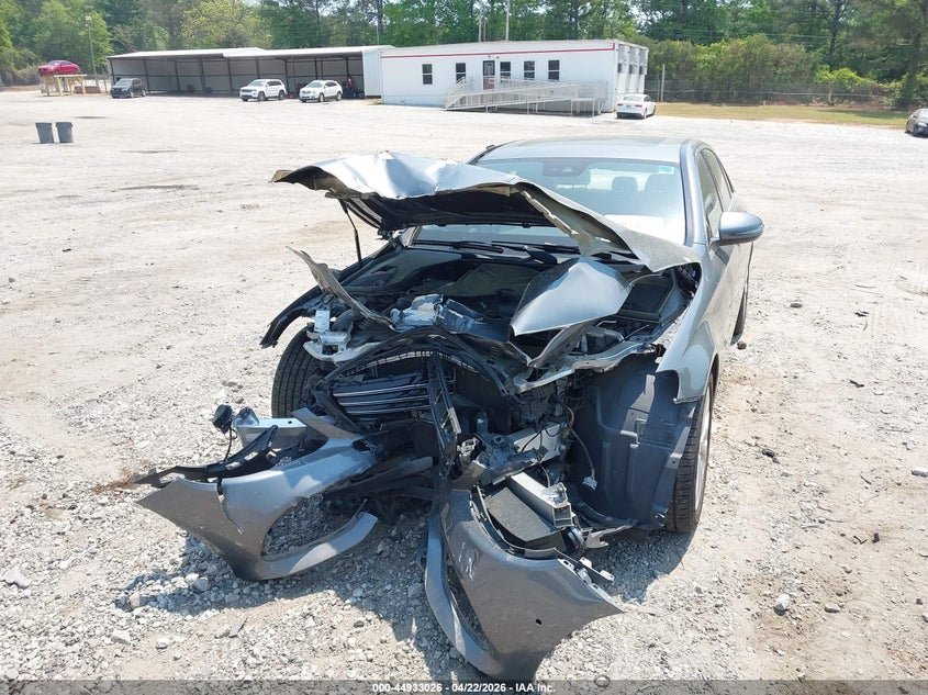 2017 Mercedes-benz E-klasse VIN WDDZF4JB7HA076033 IAAI salvage auction — FRONT END, Salvage (California), sold $1,300 on 2026-07-24 (photo 6)