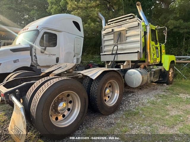 2022 Mack Pinnacle VIN 1M1PN4GY6NM009188 IAAI salvage auction — FRONT END, Salvage (Alabama), sold $11,600 on 2026-08-19 (photo 4)