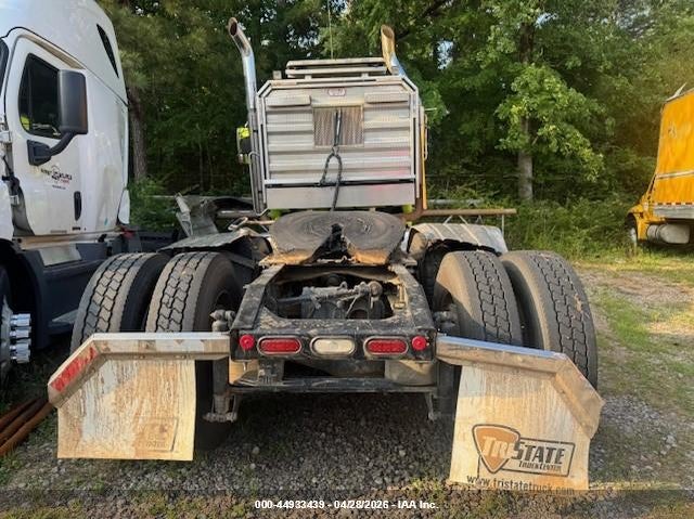 2022 Mack Pinnacle VIN 1M1PN4GY6NM009188 IAAI salvage auction — FRONT END, Salvage (Alabama), sold $11,600 on 2026-08-19 (photo 8)