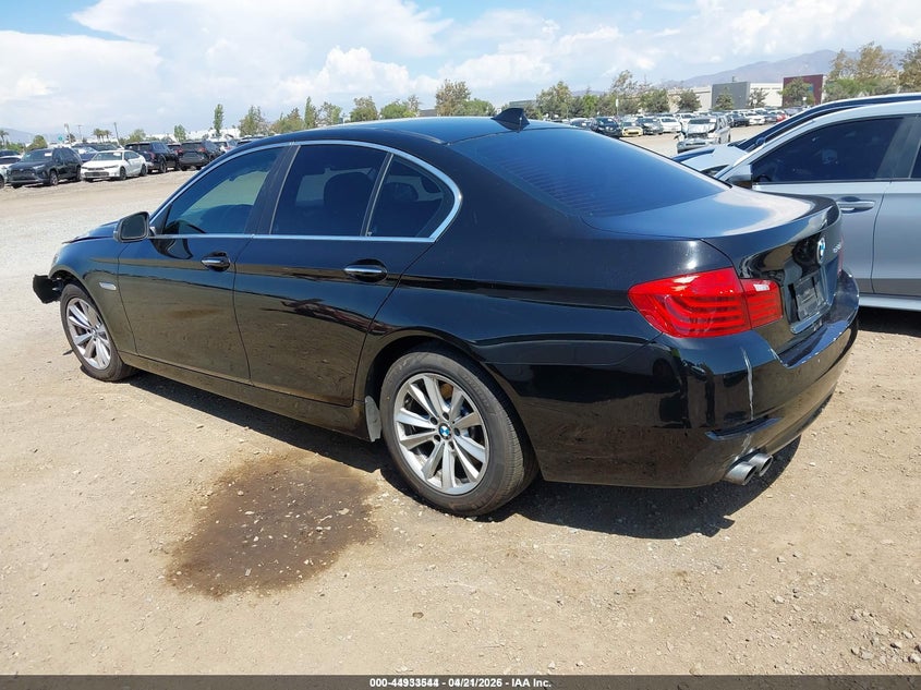 2014 BMW 5er VIN WBA5A5C53ED502411 IAAI salvage auction — LEFT FRONT, Salvage Title, sold $500 on 2026-08-17 (photo 3)