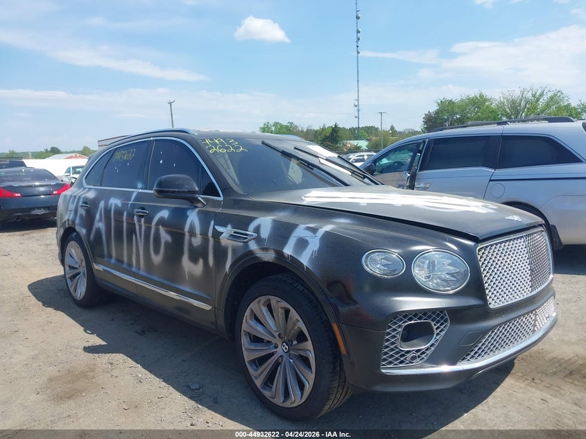 2021 Bentley Bentayga VIN SJAAM2ZV9MC033751 IAAI salvage auction — VANDALISM, Salvage - Greater Than 75% (Maryland), sold $46,750 on 2026-07-30 (photo 1)