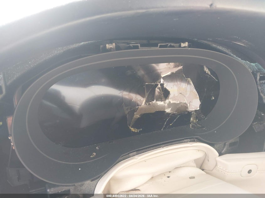 2021 Bentley Bentayga VIN SJAAM2ZV9MC033751 IAAI salvage auction — VANDALISM, Salvage - Greater Than 75% (Maryland), sold $46,750 on 2026-07-30 (photo 7)