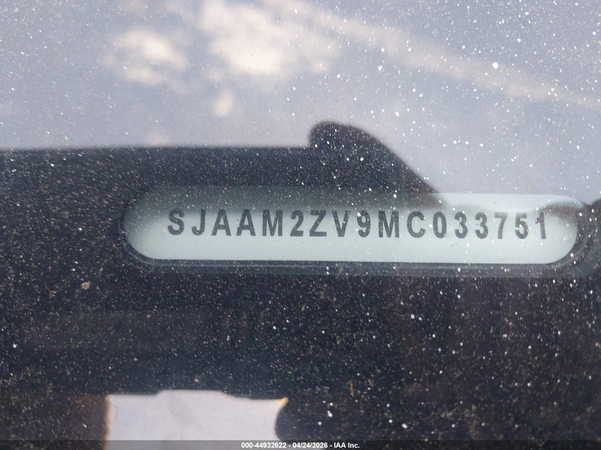2021 Bentley Bentayga VIN SJAAM2ZV9MC033751 IAAI salvage auction — VANDALISM, Salvage - Greater Than 75% (Maryland), sold $46,750 on 2026-07-30 (photo 9)