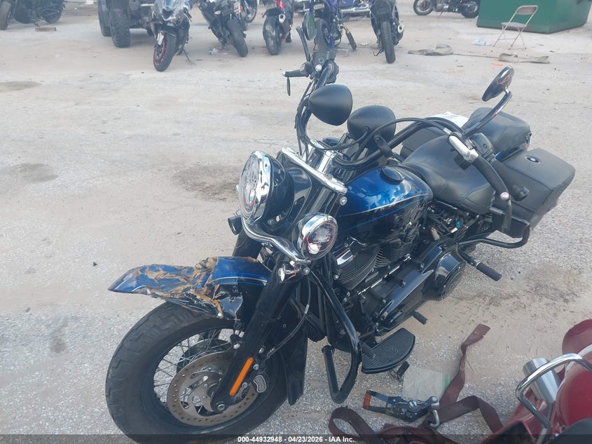 2018 Harley-davidson Softail VIN 1HD1YPK1XJC044310 IAAI salvage auction — FRONT END, Salvage Title, sold $3,150 on 2026-07-21 (photo 2)