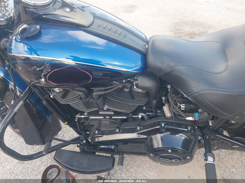 2018 Harley-davidson Softail VIN 1HD1YPK1XJC044310 IAAI salvage auction — FRONT END, Salvage Title, sold $3,150 on 2026-07-21 (photo 9)