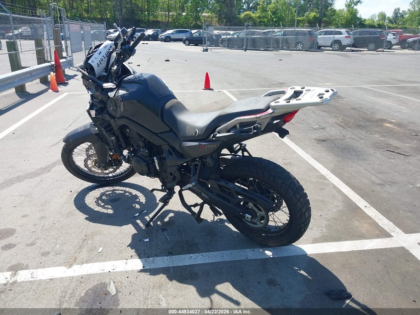 2024 Honda Xl VIN JH2RD1614RK101813 IAAI salvage auction — LEFT & RIGHT, Salvage (North Carolina), sold $2,650 on 2026-07-15 (photo 3)