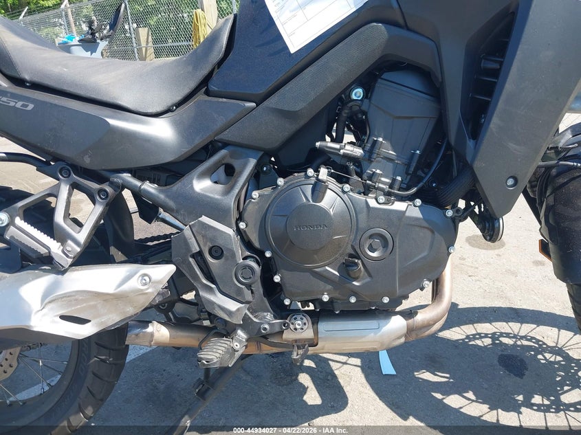 2024 Honda Xl VIN JH2RD1614RK101813 IAAI salvage auction — LEFT & RIGHT, Salvage (North Carolina), sold $2,650 on 2026-07-15 (photo 8)