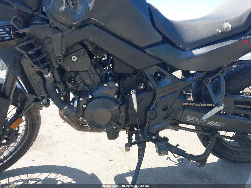 2024 Honda Xl VIN JH2RD1614RK101813 IAAI salvage auction — LEFT & RIGHT, Salvage (North Carolina), sold $2,650 on 2026-07-15 (photo 9)