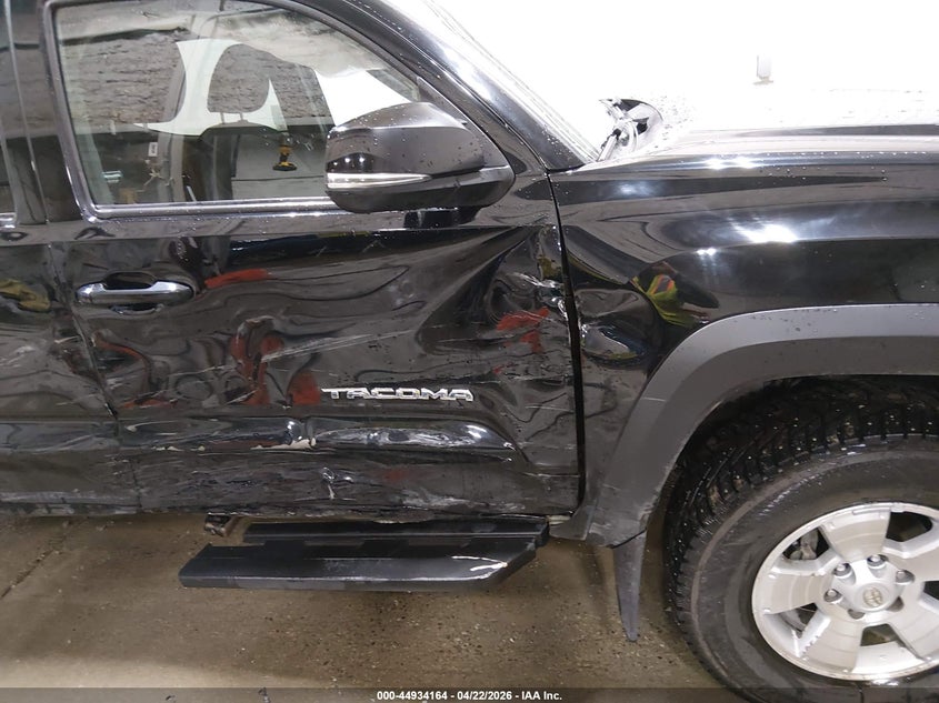 2017 Toyota Tacoma VIN 5TFCZ5AN1HX098548 IAAI salvage auction — SIDE, Bill Of Sale (Alaska), sold $8,700 on 2026-07-24 (photo 6)