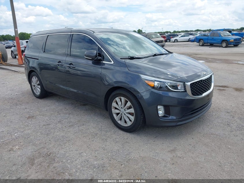 2016 Kia SEDONA VIN KNDMC5C13G6159337 IAAI salvage auction — NORMAL WEAR, Salvage Title, sold $1,800 on 2026-07-29 (photo 1)