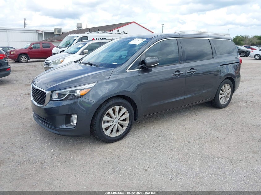 2016 Kia SEDONA VIN KNDMC5C13G6159337 IAAI salvage auction — NORMAL WEAR, Salvage Title, sold $1,800 on 2026-07-29 (photo 2)