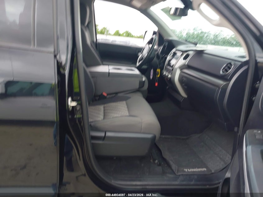 2020 Toyota Tundra VIN 5TFDY5F19LX954412 IAAI salvage auction — REAR END, Original (Texas), sold $20,075 on 2026-07-10 (photo 5)