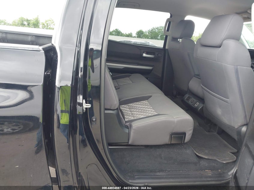 2020 Toyota Tundra VIN 5TFDY5F19LX954412 IAAI salvage auction — REAR END, Original (Texas), sold $20,075 on 2026-07-10 (photo 8)