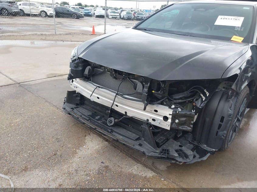2025 Toyota Camry VIN 4T1DAACK1SU088226 IAAI salvage auction — FRONT & REAR, Original (Texas), sold $13,300 on 2026-07-30 (photo 6)