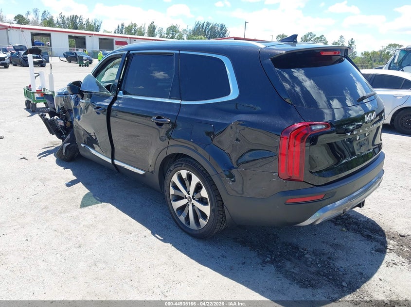 2022 Kia Telluride VIN 5XYP34HC3NG304050 IAAI salvage auction — LEFT FRONT, Certificate Of Destruction (Florida), sold $5,150 on 2026-07-06 (photo 3)