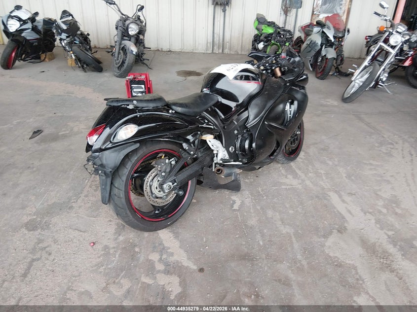 2016 Suzuki Gsx1300 VIN JS1GX72B5G2100816 IAAI salvage auction — FRONT & REAR, Salvage (Texas), sold $1,750 on 2026-07-29 (photo 4)