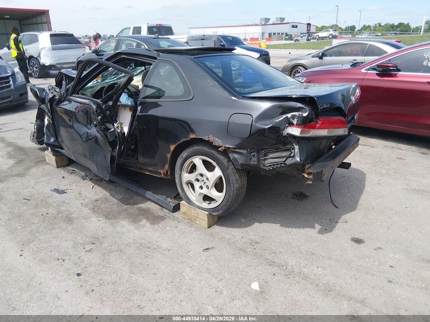 2001 Honda Prelude VIN JHMBB62491C008375 IAAI salvage auction — ROLLOVER, Junk (Missouri), sold $375 on 2026-07-07 (photo 3)
