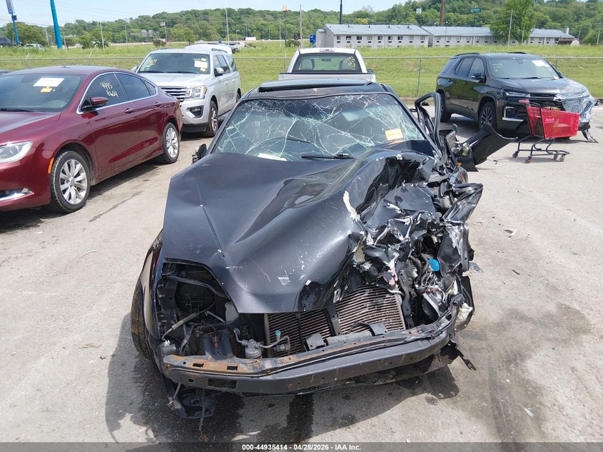 2001 Honda Prelude VIN JHMBB62491C008375 IAAI salvage auction — ROLLOVER, Junk (Missouri), sold $375 on 2026-07-07 (photo 6)