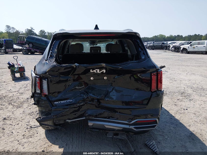 2023 Kia Sorento VIN 5XYRL4LC9PG211858 IAAI salvage auction — REAR END, Salvage Title, sold $7,250 on 2026-07-07 (photo 6)
