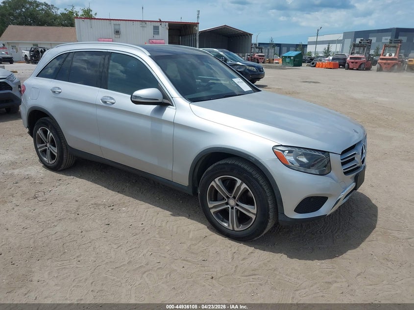 2017 Mercedes-benz Glc VIN WDC0G4JB7HF140794 IAAI salvage auction — REAR END, Rebuildable (Florida), sold $6,050 on 2026-07-28 (photo 1)