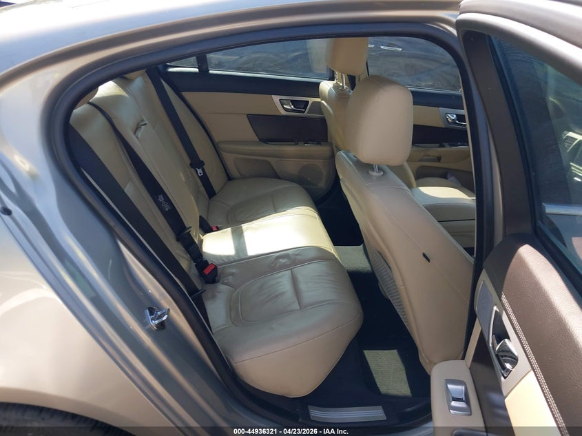 2013 Jaguar Xf VIN SAJWA0ES0DPS63637 IAAI salvage auction — REAR END, Salvage - Greater Than 75% (Maryland), sold $1,000 on 2026-07-22 (photo 8)